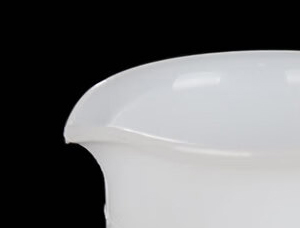 What are the advantages and disadvantages of water cups made of HDPE materials