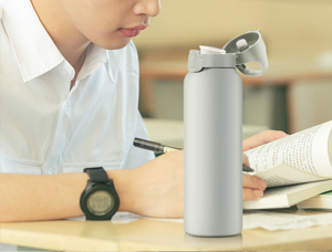 How do contemporary college students choose the function, material and capacity of water cups from a global perspective? ---Chinese college students