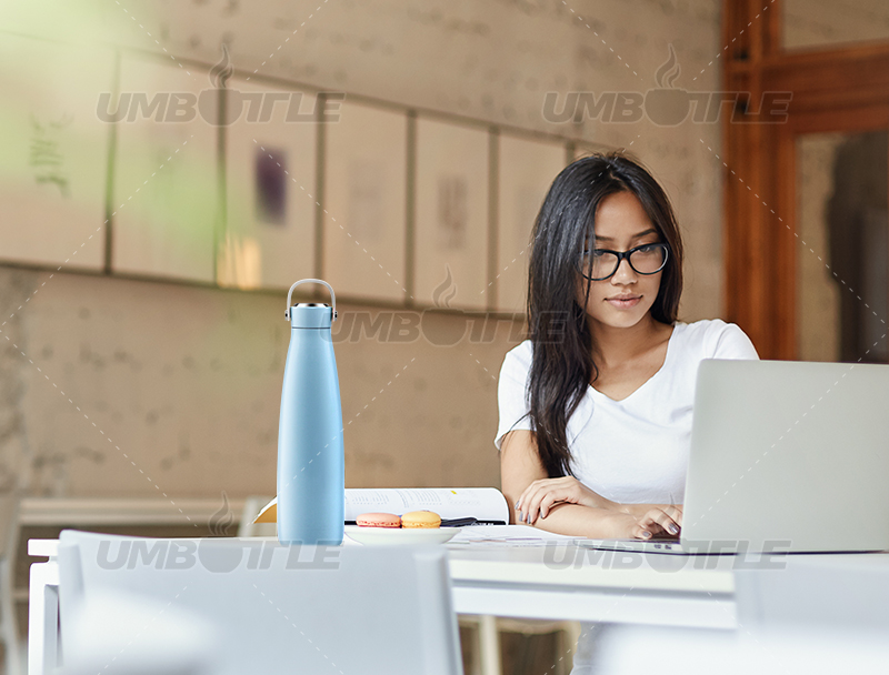 How to Become the Preferred Water Bottle for College Students?