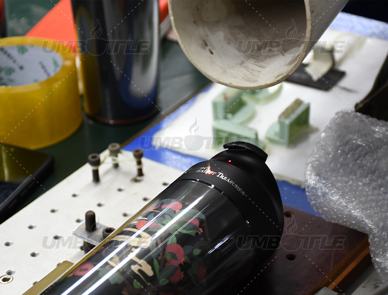 Differences in Laser Engraving Applications for Water Bottle Surface Patterns (Material-Equipment Matching)  