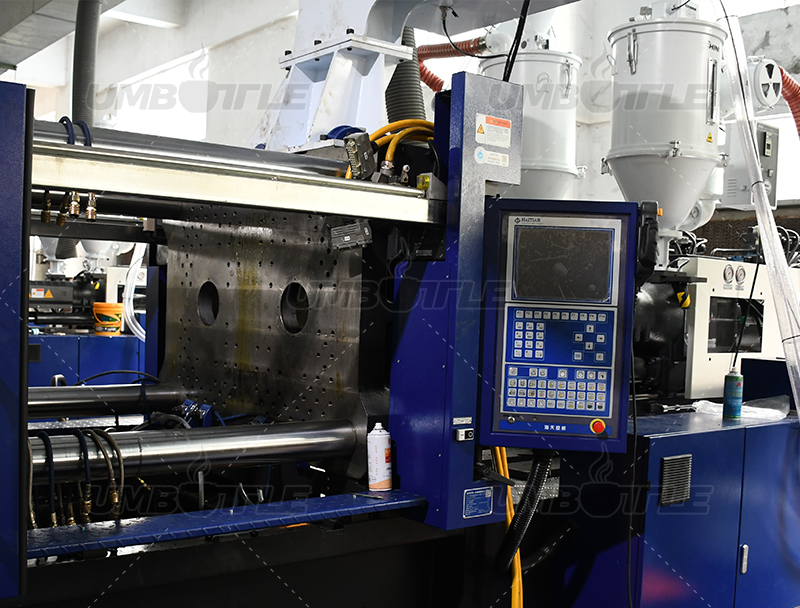  In-Depth Analysis of Injection Molding and Blow Molding Processes — Principles Comparison  