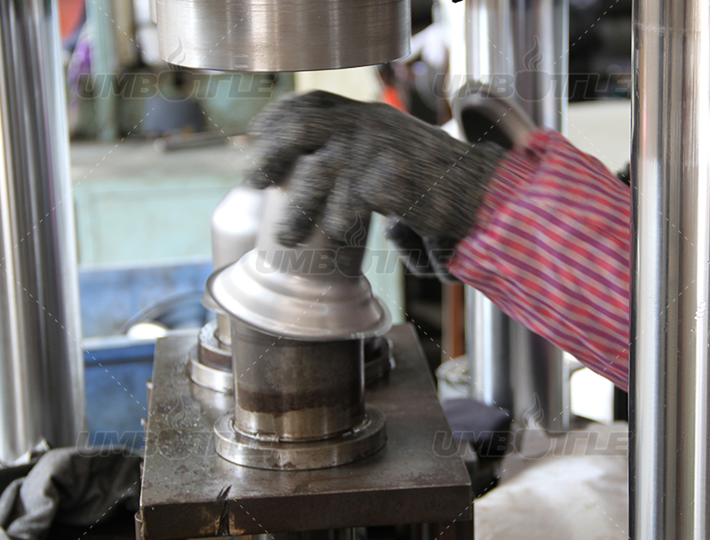 In-Depth Analysis of Stainless Steel Water Bottle Stretching Process --- The Thickness Factor