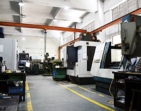 4 CNC machine tools
